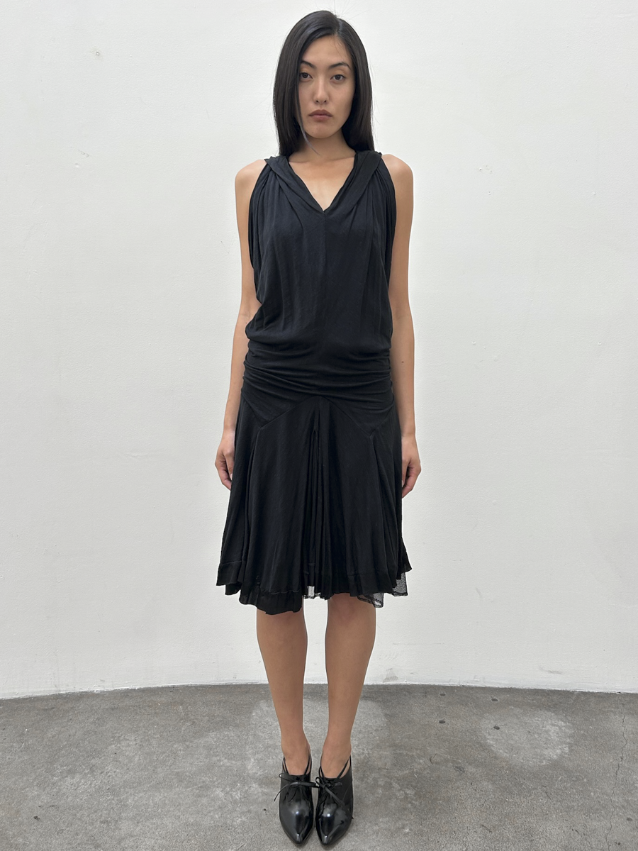 Balenciaga by Nicolas Ghesqui&egrave;re Ss2006 Draped Dress