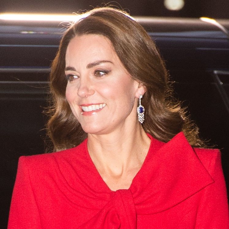 kate middleton red dress christmas Kate Middleton Dazzles In Red Gown For Royal Christmas Carol Concert Promo