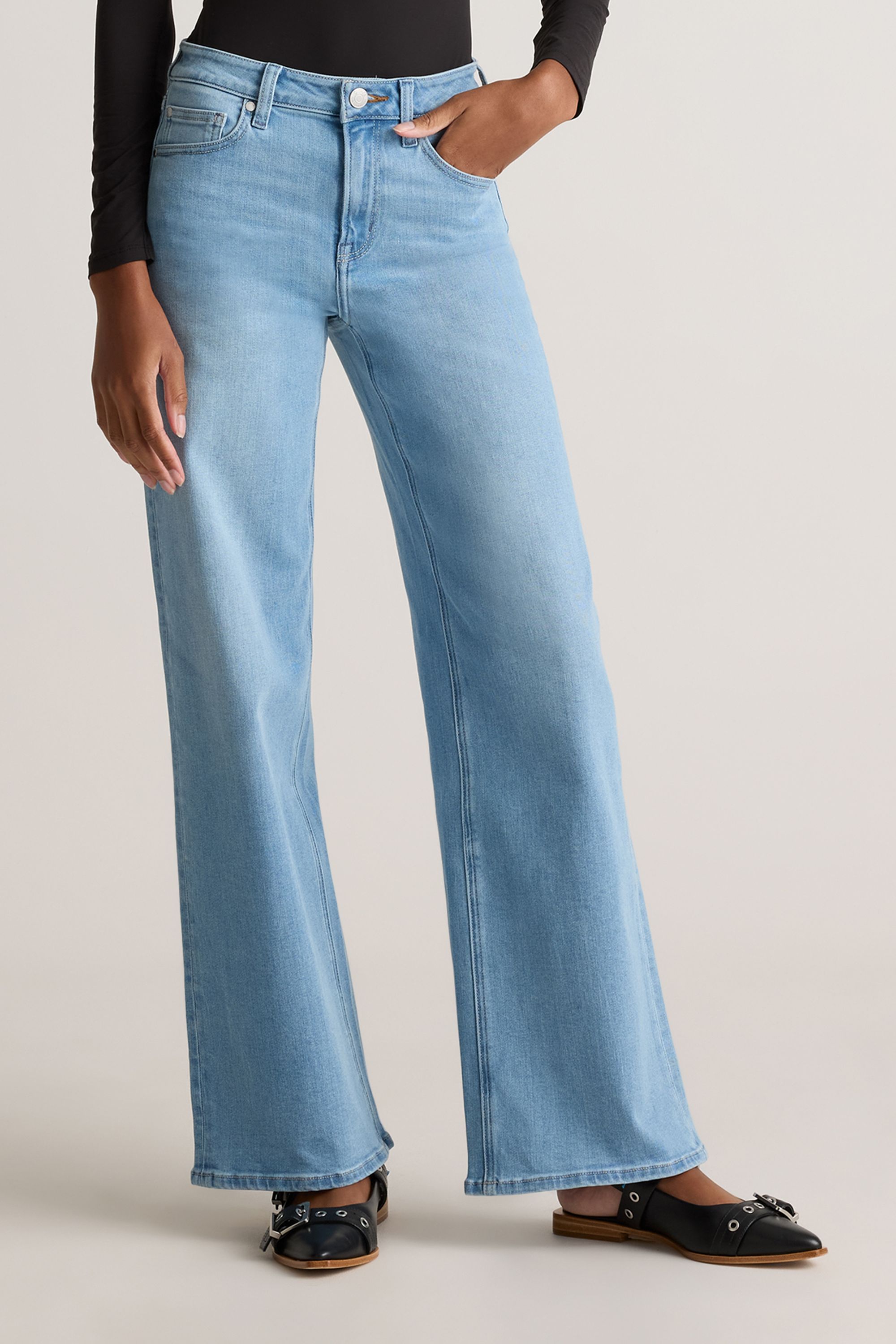 Bella Stretch Wide Leg Jeans in Frosted Blue