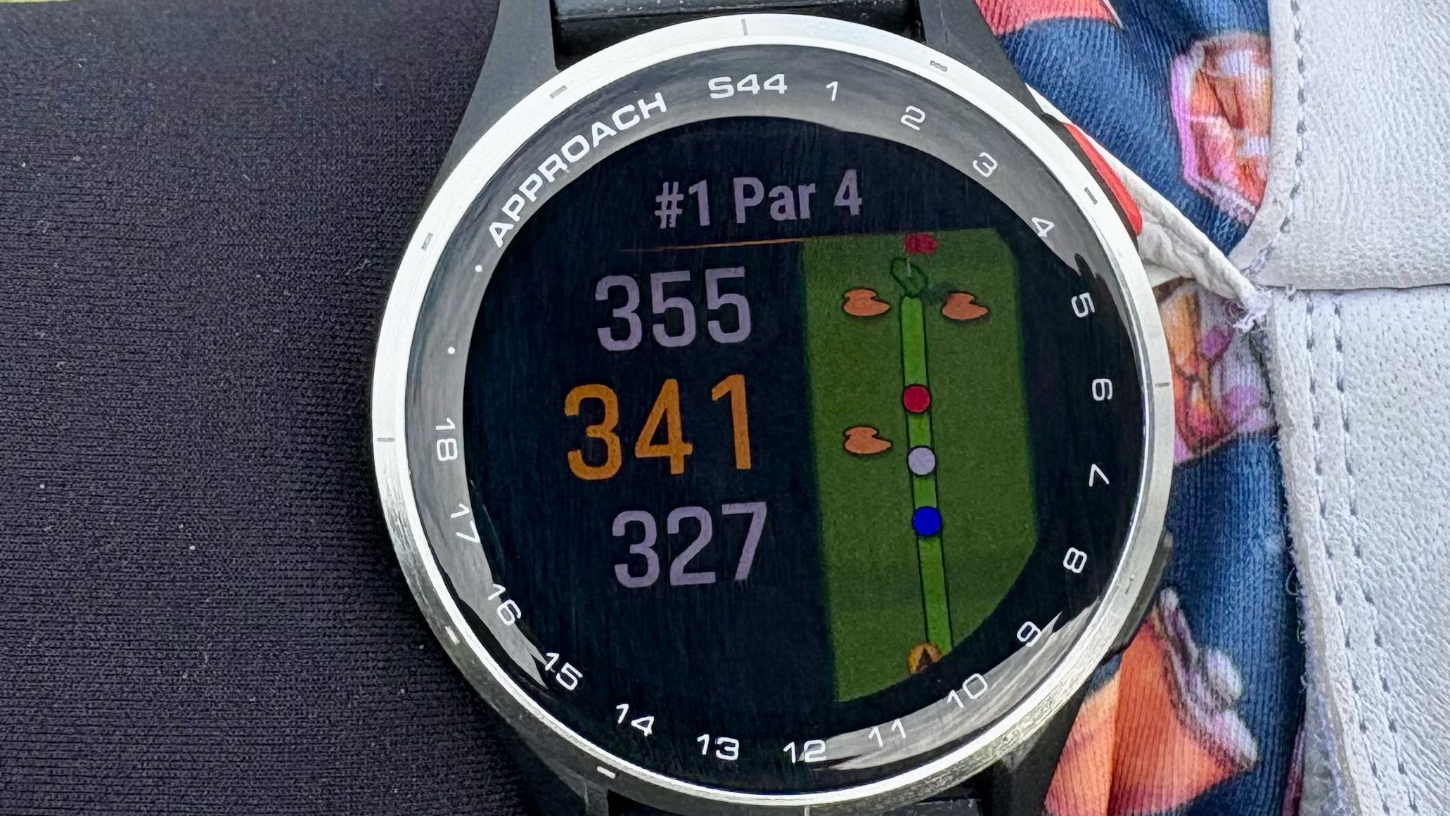 Garmin Approach S44 Review: An Entry-Level Golf Watch