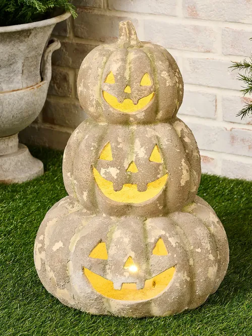 Illuminated Pumpkin Stack