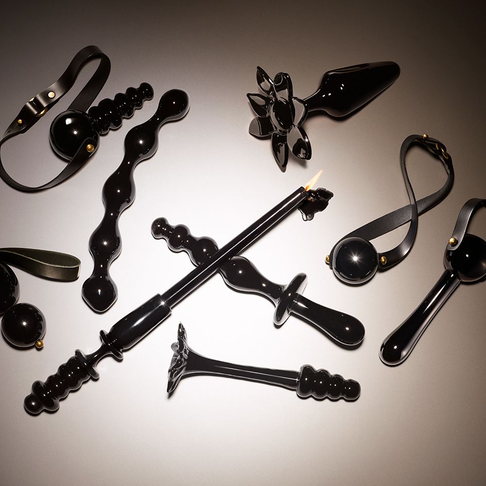 sex toys.l MACKAY 4-in-1 App-Controlled Penis Trainer