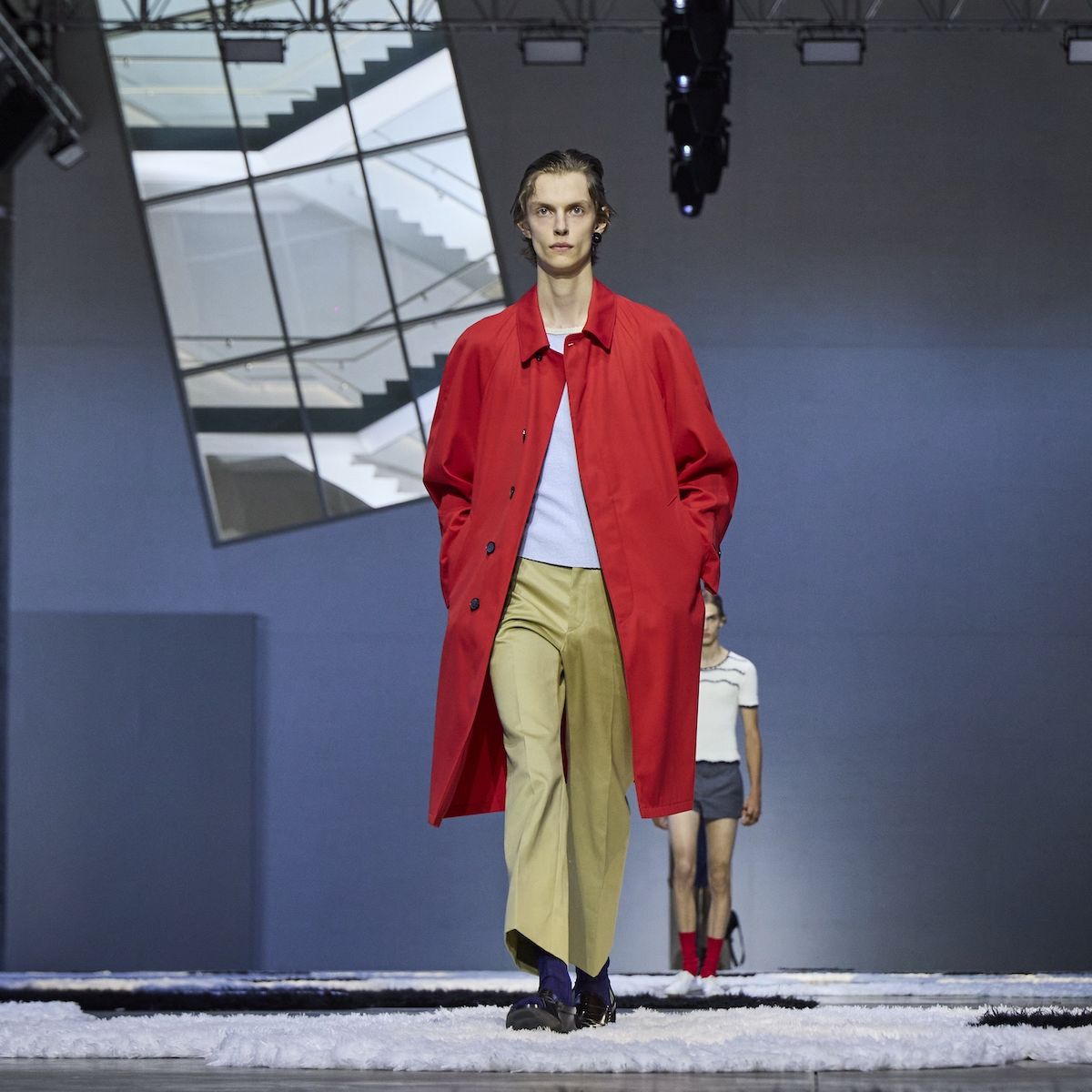 90's Yves Saint Laurent オレンジ トレンチコート M The best colourful spring outerwear to inject sunshine into the