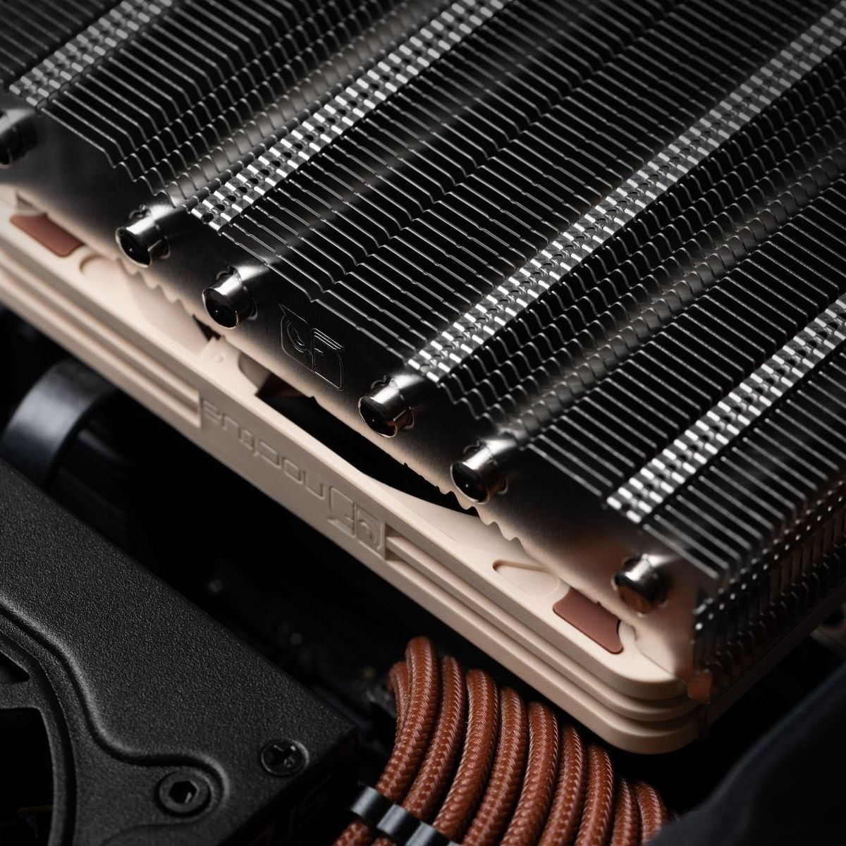 CPUクーラー noctua NH-L12SX77 Amazon.com: Noctua NH-L12Sx77, Low-Profile CPU Cooler (120mm