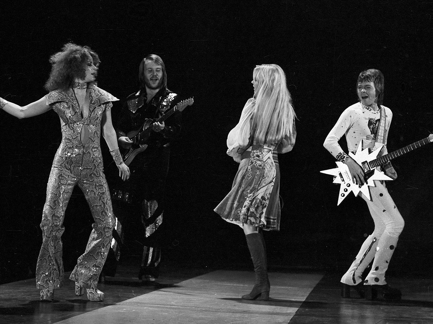 The making of ABBA's iconic star guitar | Guitar World