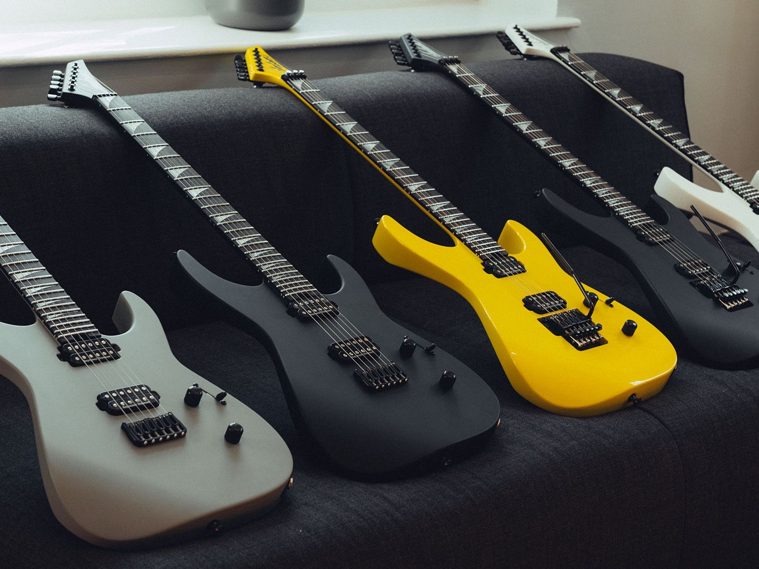 ギタリストguitarist ギターguitar CD35枚 For fans of fast, aggressive playing, this is a game-changer