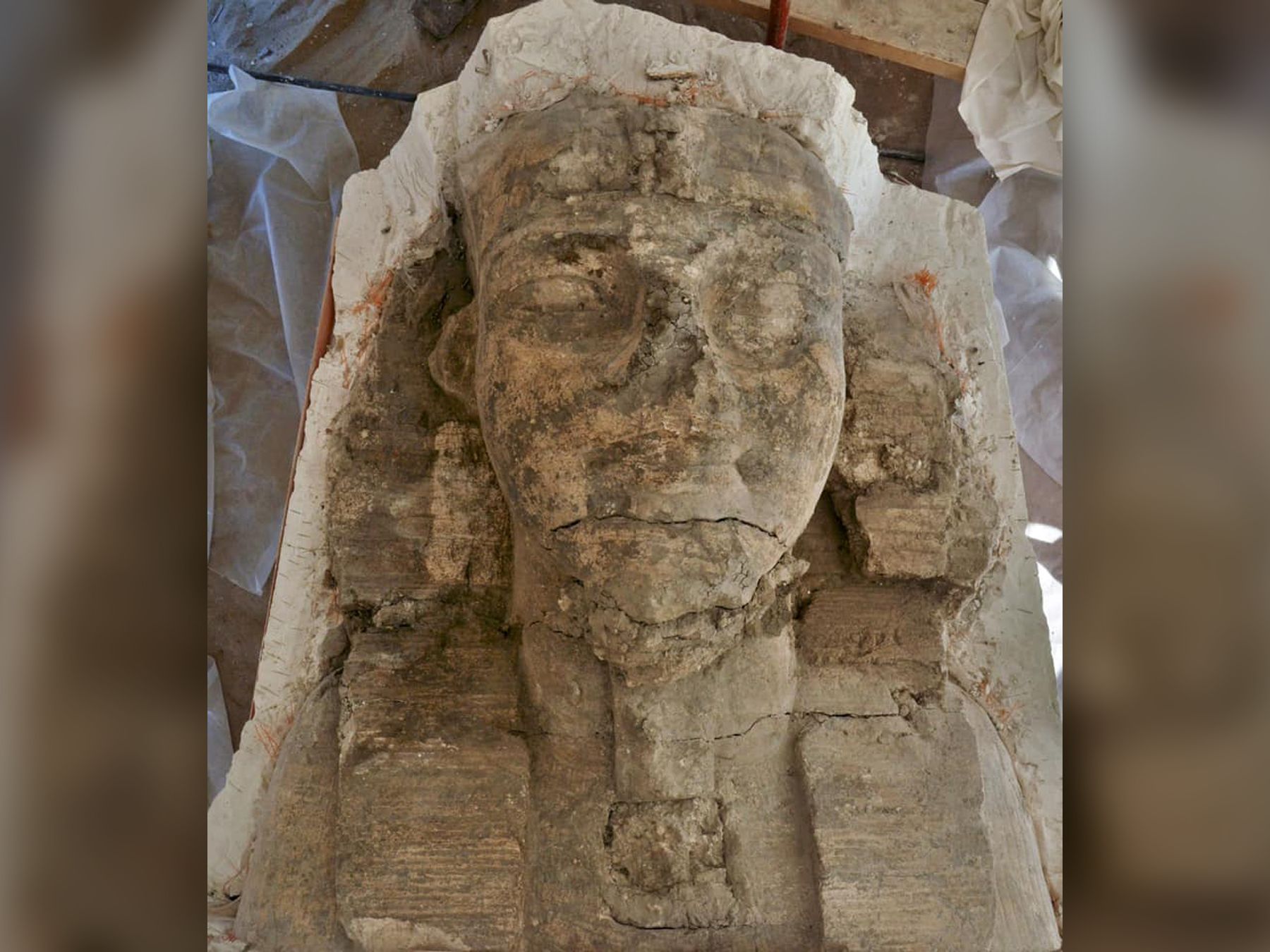 2 giant sphinxes depicting King Tut's grandfather found at ancient