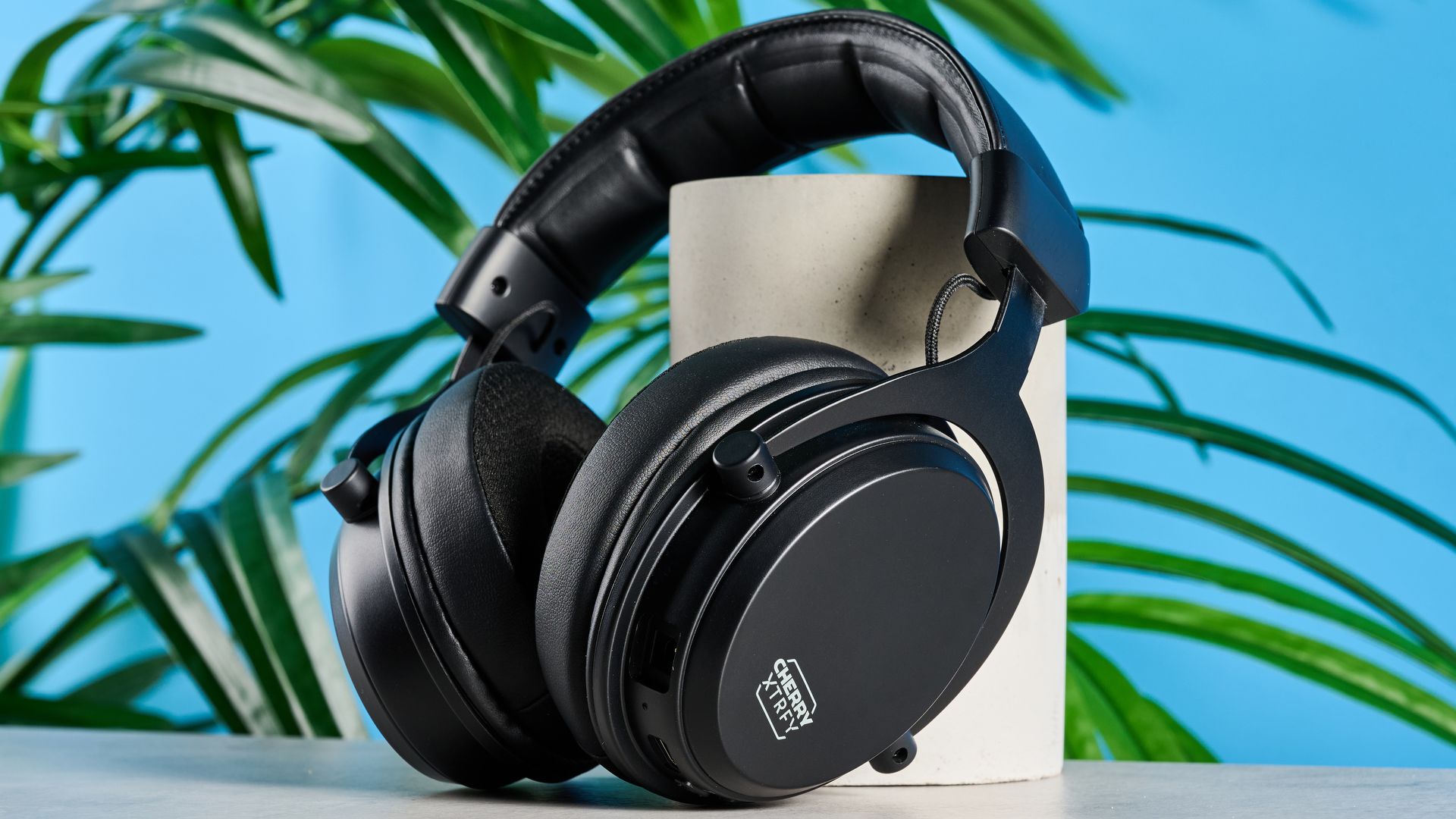 CHERRY XTRFY H3 ワイヤレスゲーミングヘッドフォン CHERRY XTRFY H3 Wireless | Wireless Gaming Headset - Cherry