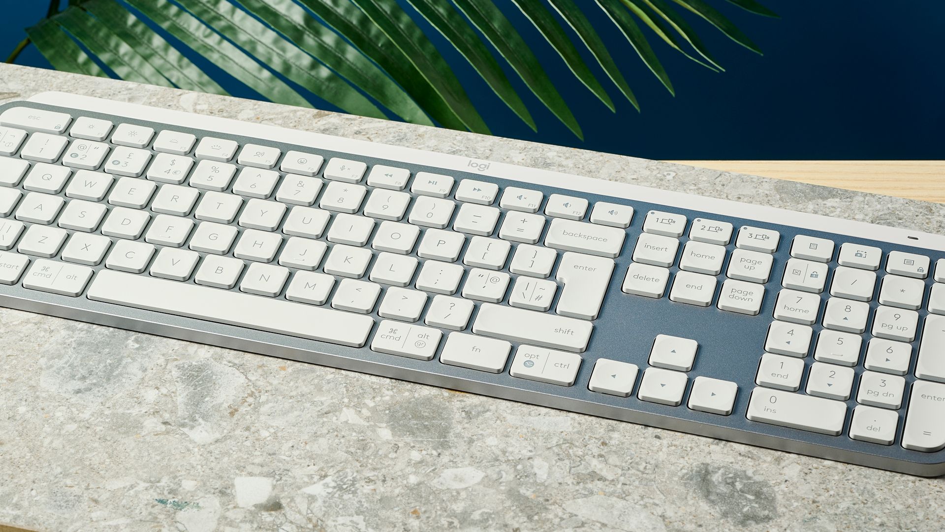 ロジテック キーボード LOGITECH MX KEYS S MX Keys S Wireless Keyboard - Full Size or Mini | Logitech