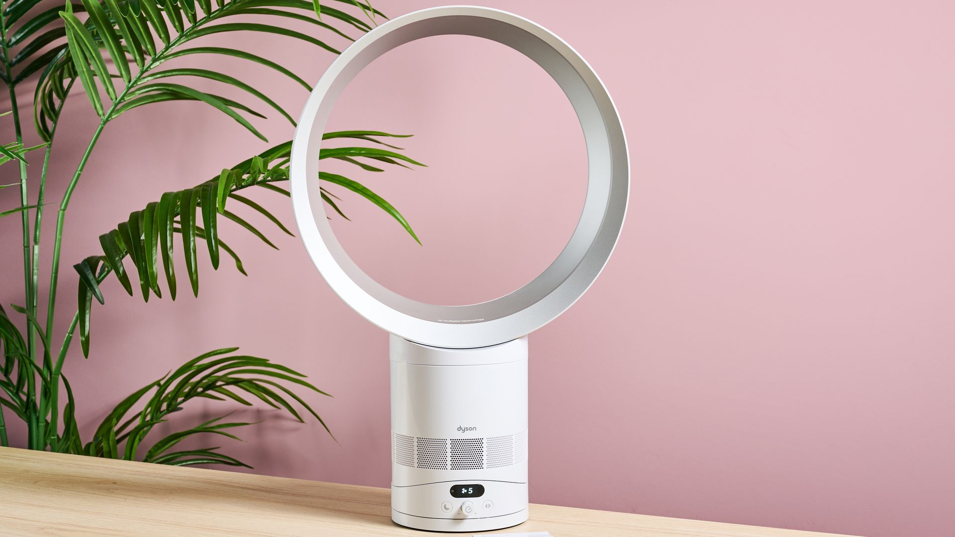 Dyson Cool CF1 desk fan review: powerful airflow and whisper-quiet
