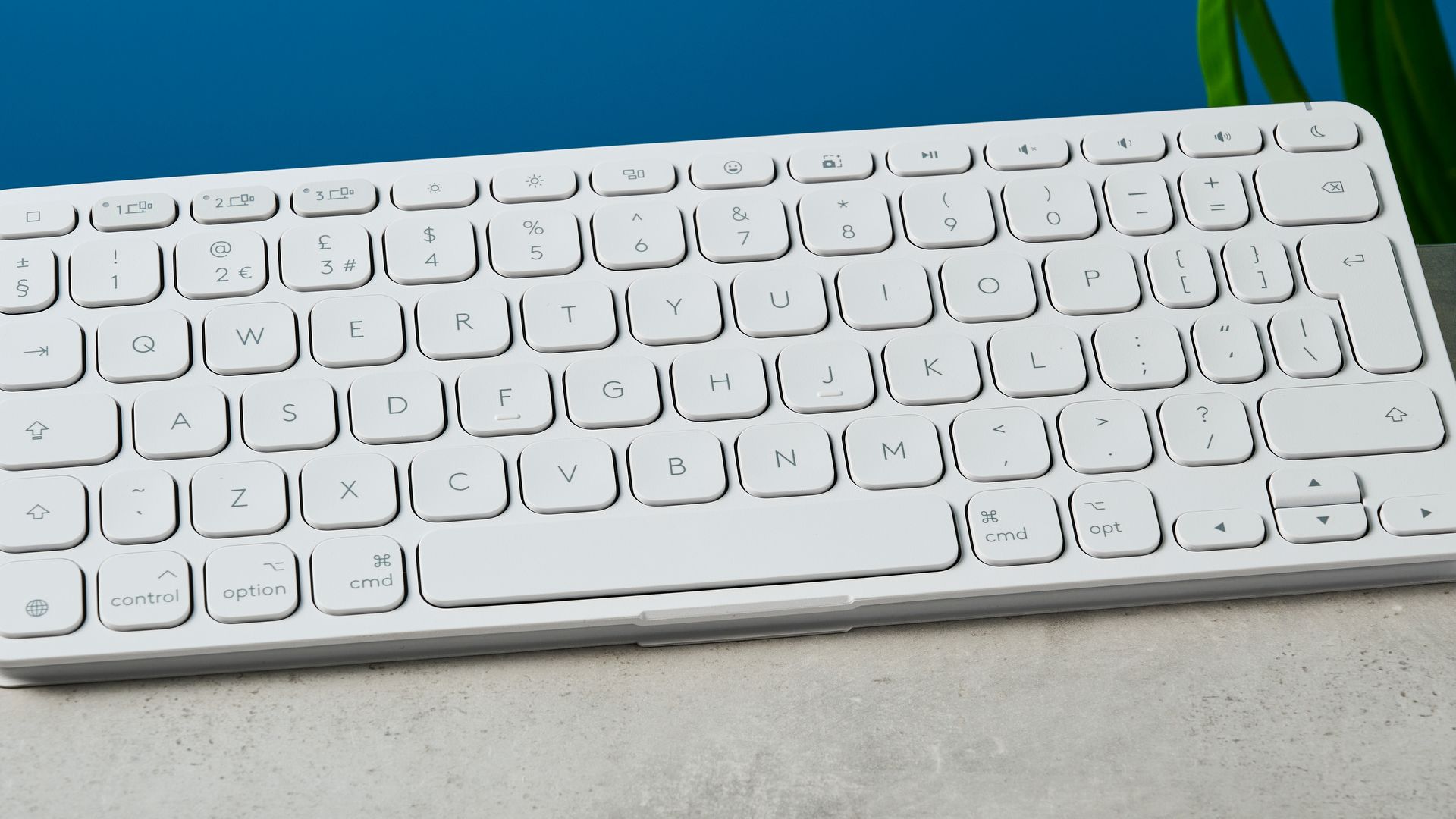 Logitech Keys-to-Go 2 iPad keyboard review | Tom's Guide