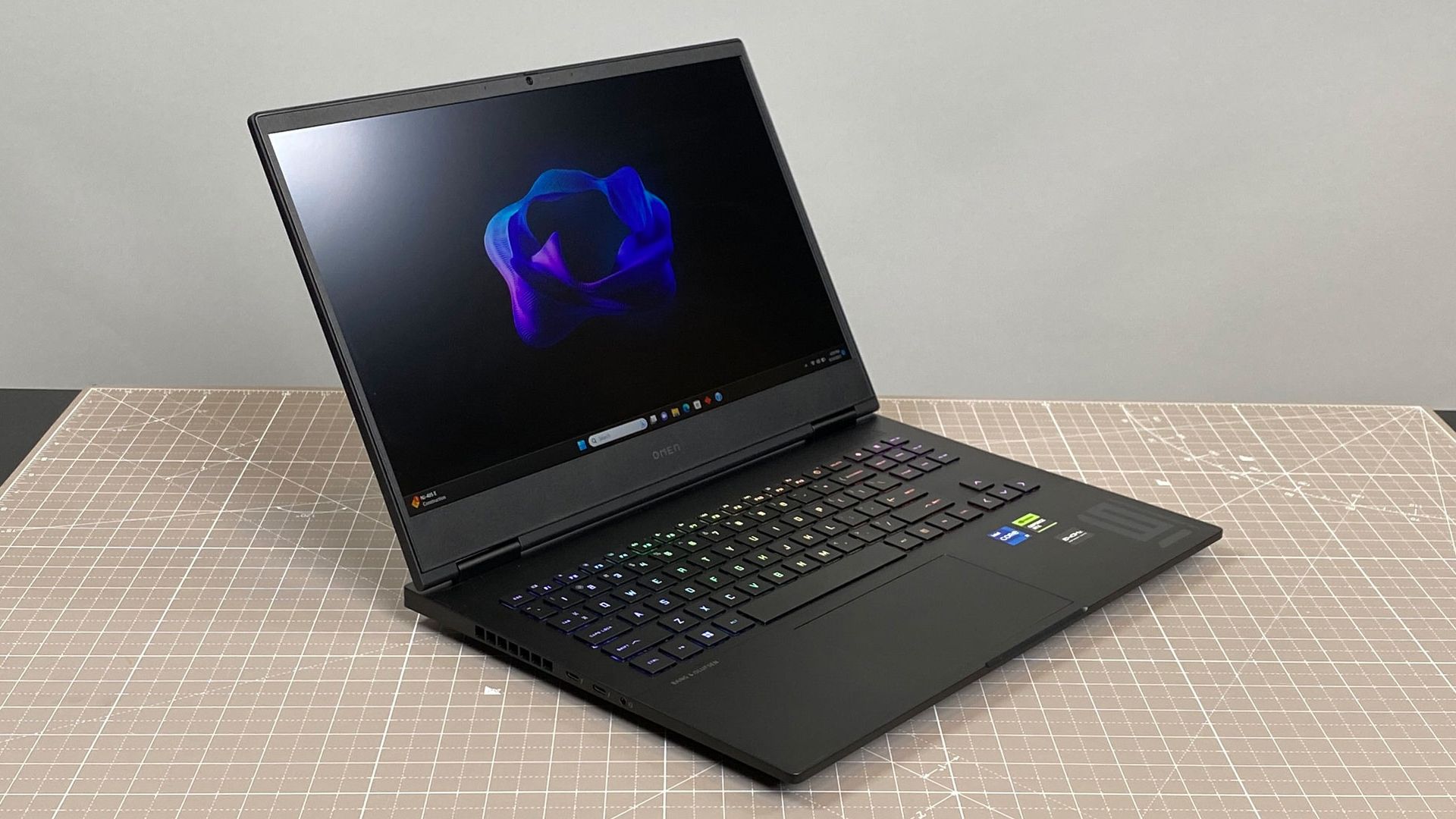 HP Omen 16 (2023) Review: Back in Black | Tom