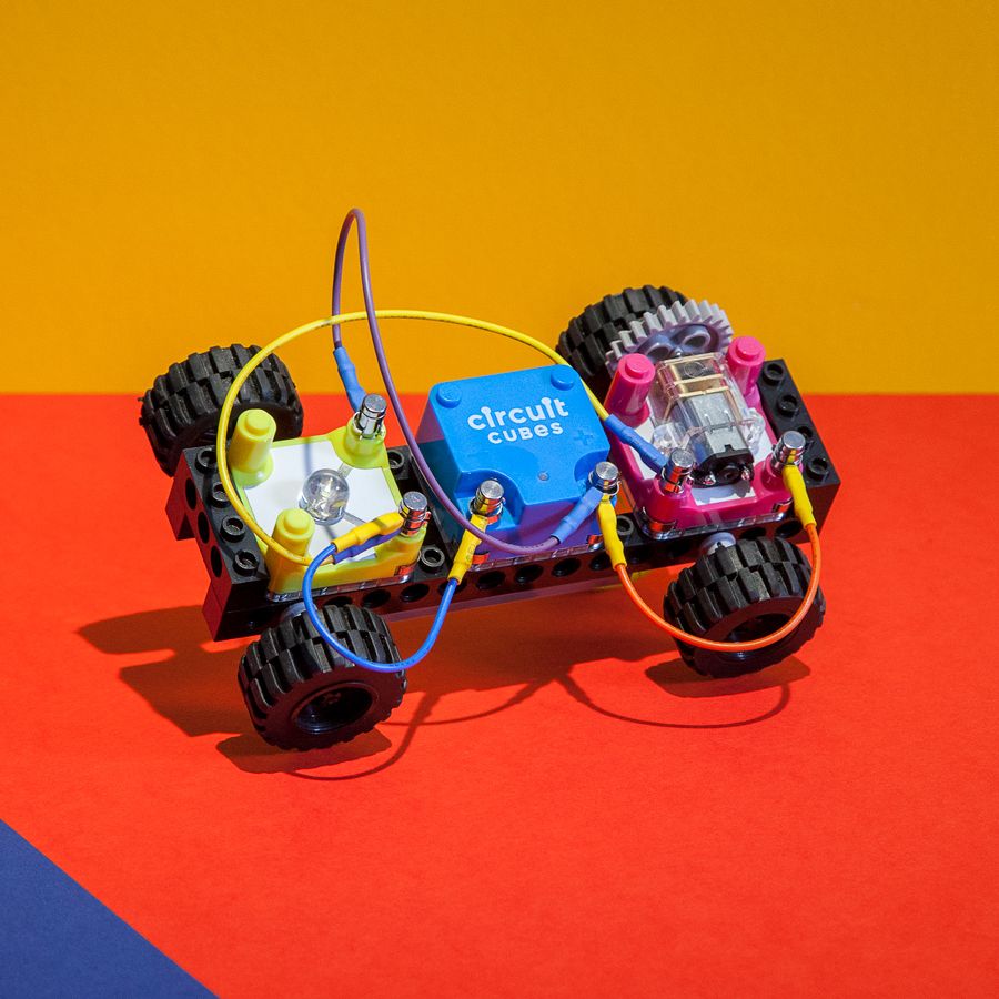 Tenka Labs Circuit Cubes: A Simple and Affordable STEM Starter Kit