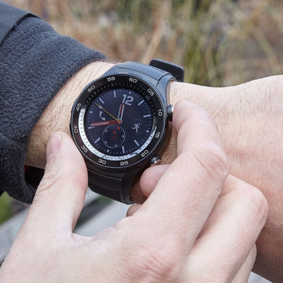 美品 HUAWEI WATCH 2 Huawei Watch 2 Review: The Fitness-Tracking Smartwatch You Don't