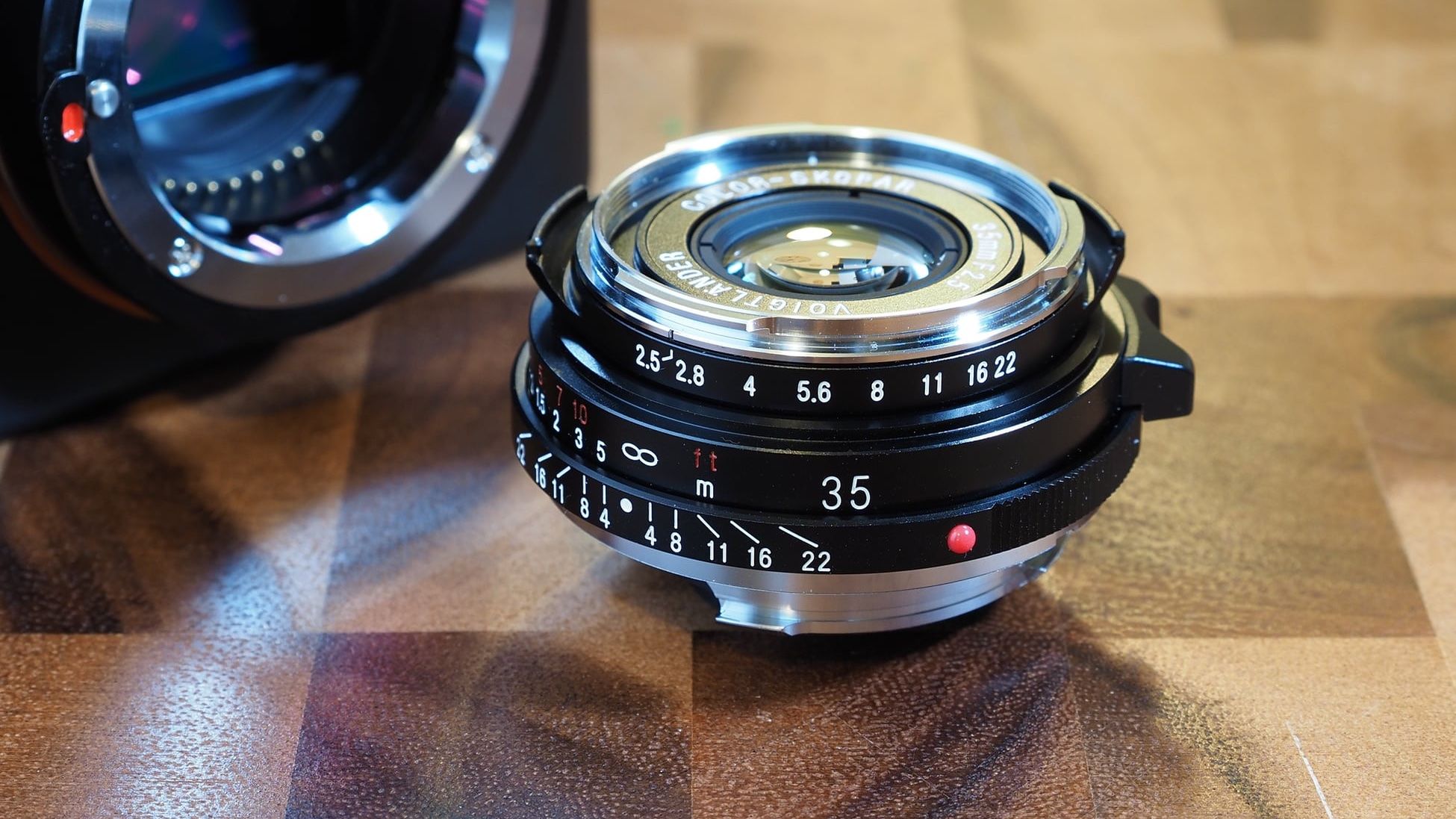 ほぼ新品 Voigtlander color-skopar 35mm F2.5 Voigtlander 35mm f2.5 Review (35mm Color Skopar VM lens
