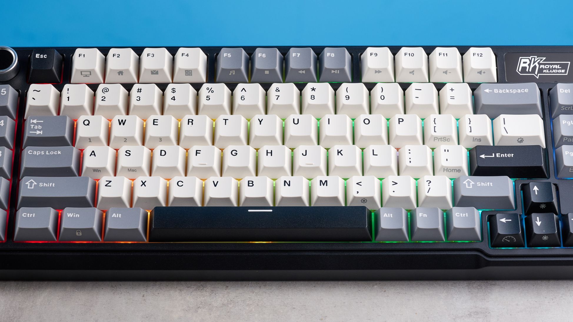 Royal Kludge L75 review: One of the best typing experiences on a