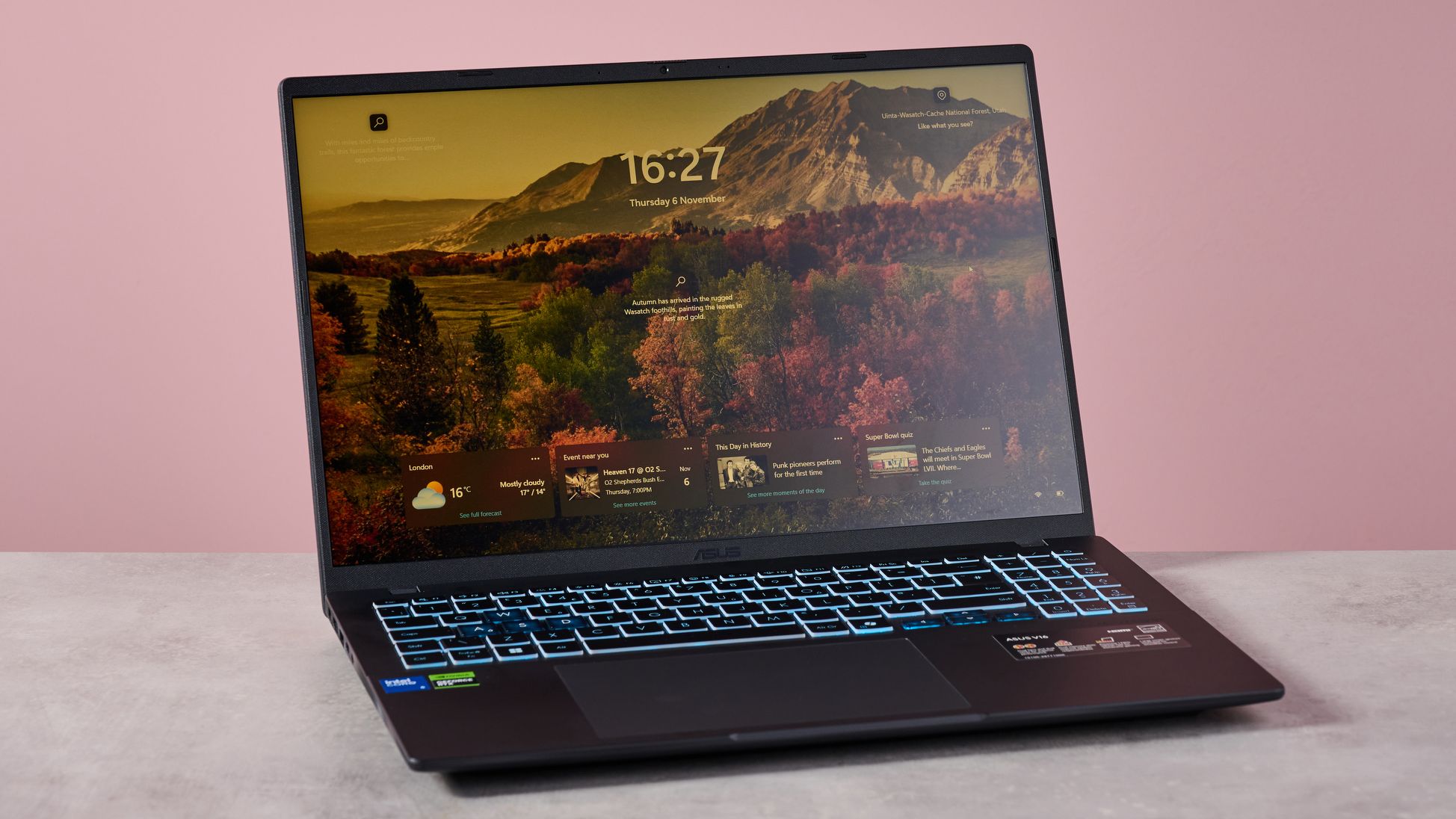 Asus V16 review: a large gaming laptop you can actually carry