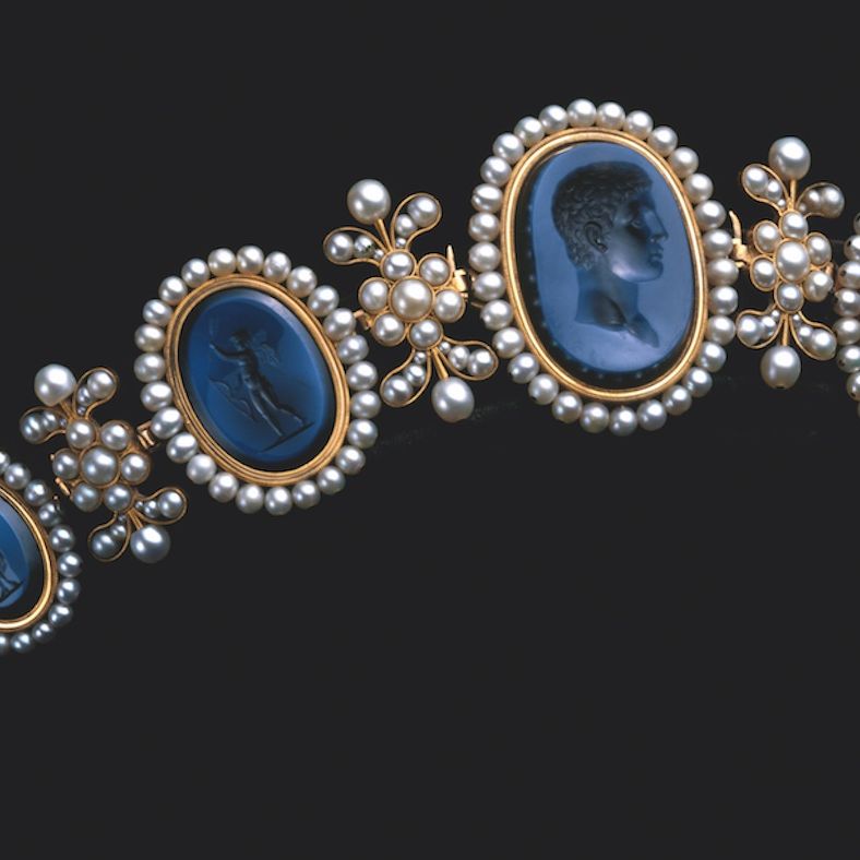 LES MONDES DE CHAUMET 三菱一号館美術館 PL3py4maHFZxgXnnyN3PH8.jpg