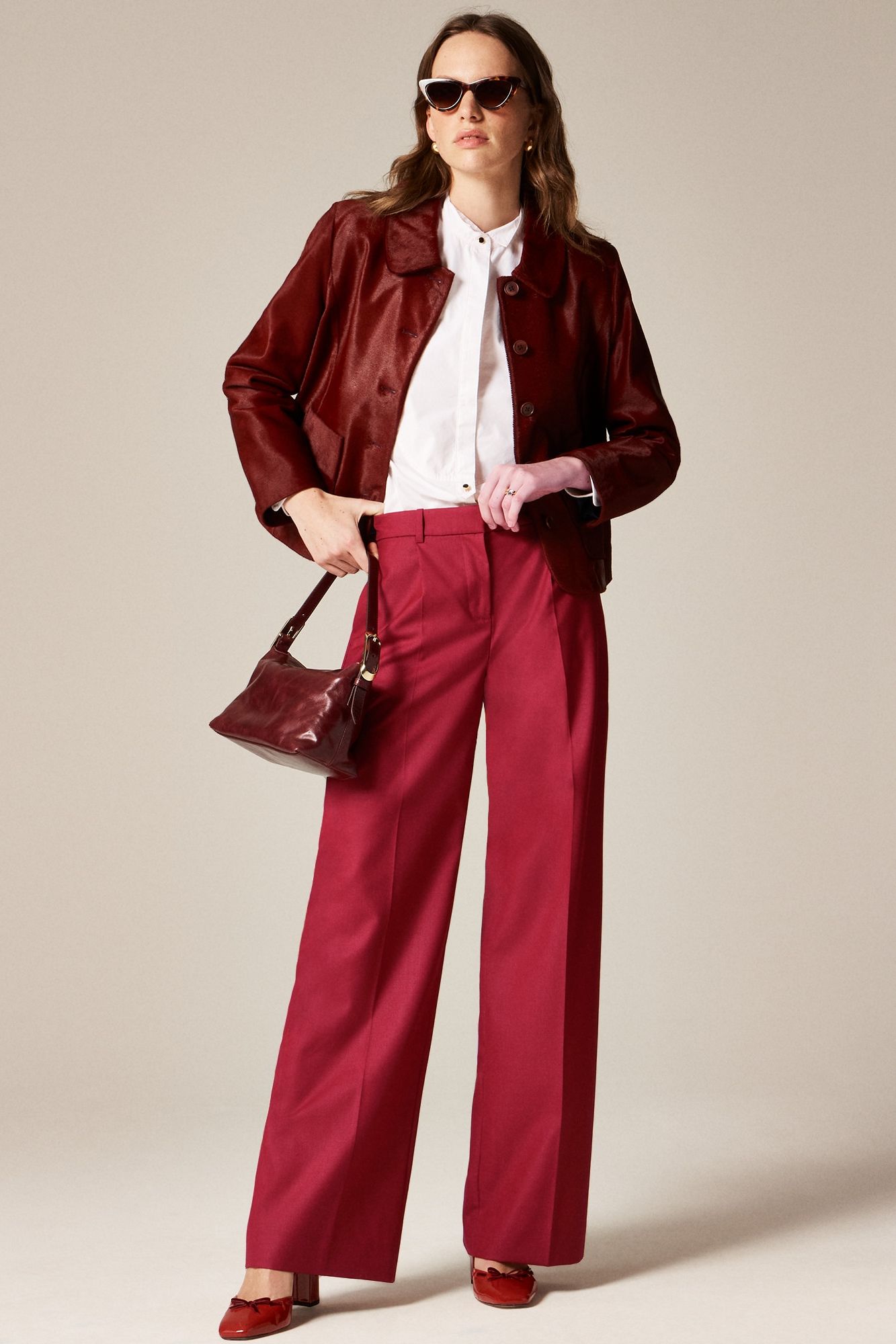 Relaxed-Fit Pleated Pant in Wool Blend