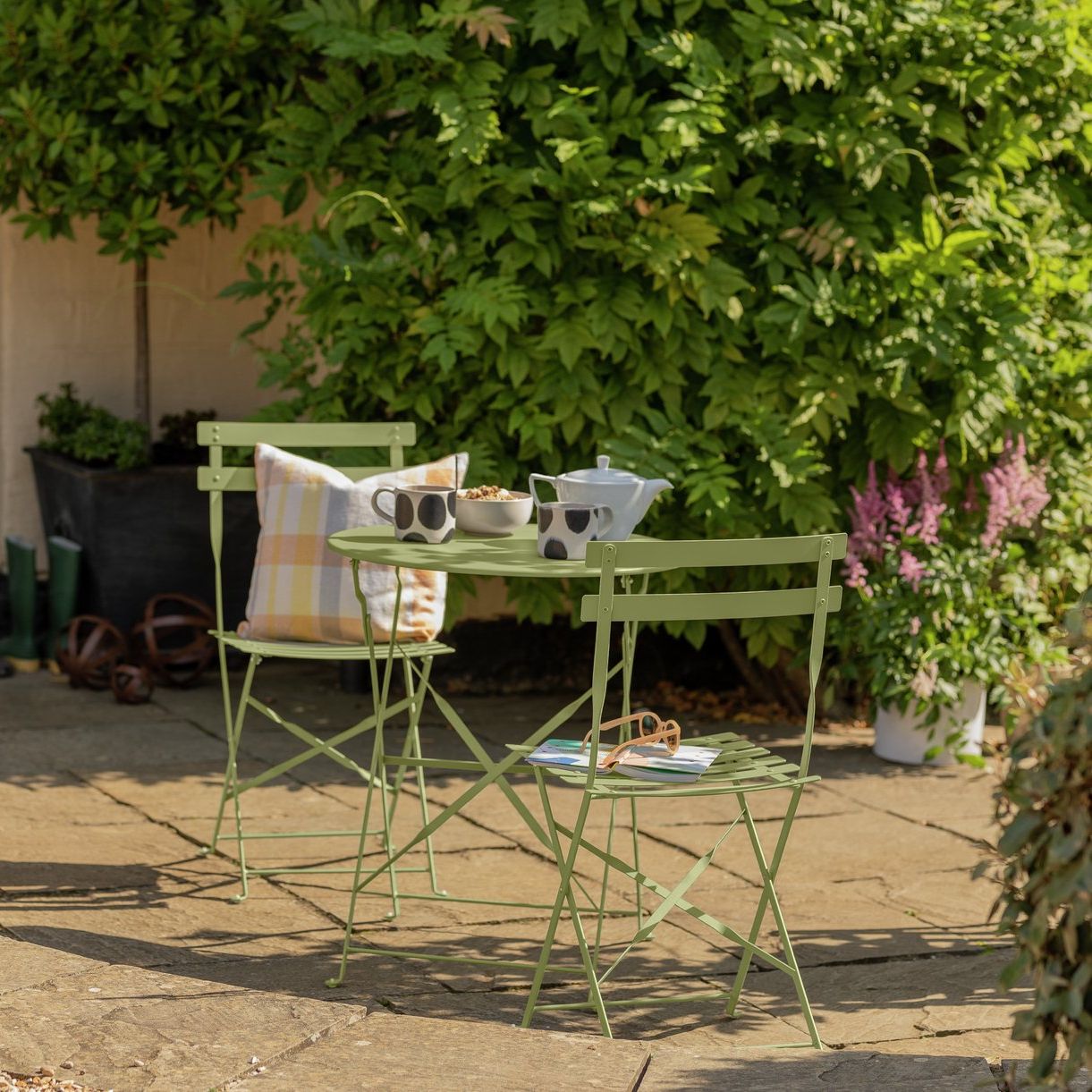 Habitat Eve 2 Seater Metal Garden Bistro Set - Green