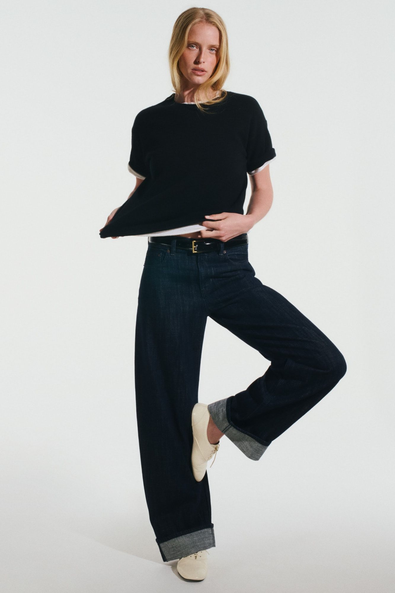 Exaggerated Barrel Jean