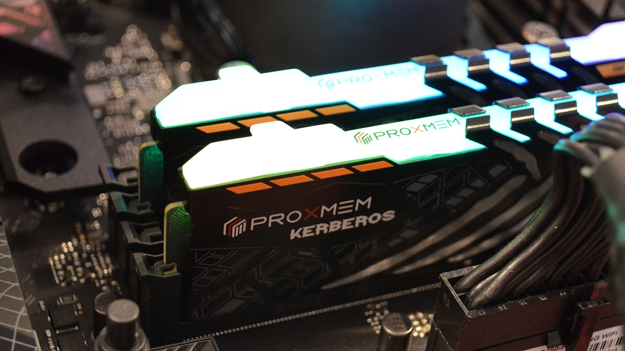 TUFシリーズ　 KERBEROS 32GB DDR5 6800MHz RGB 75HZSvD8k6GnZGsXtvd6hV.jpg