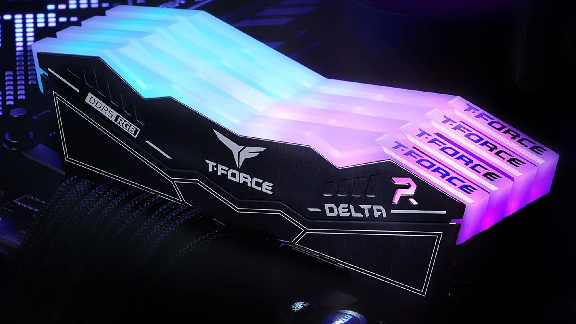 TeamGroup T-Force Delta RGB DDR5: the best DDR5 RAM you