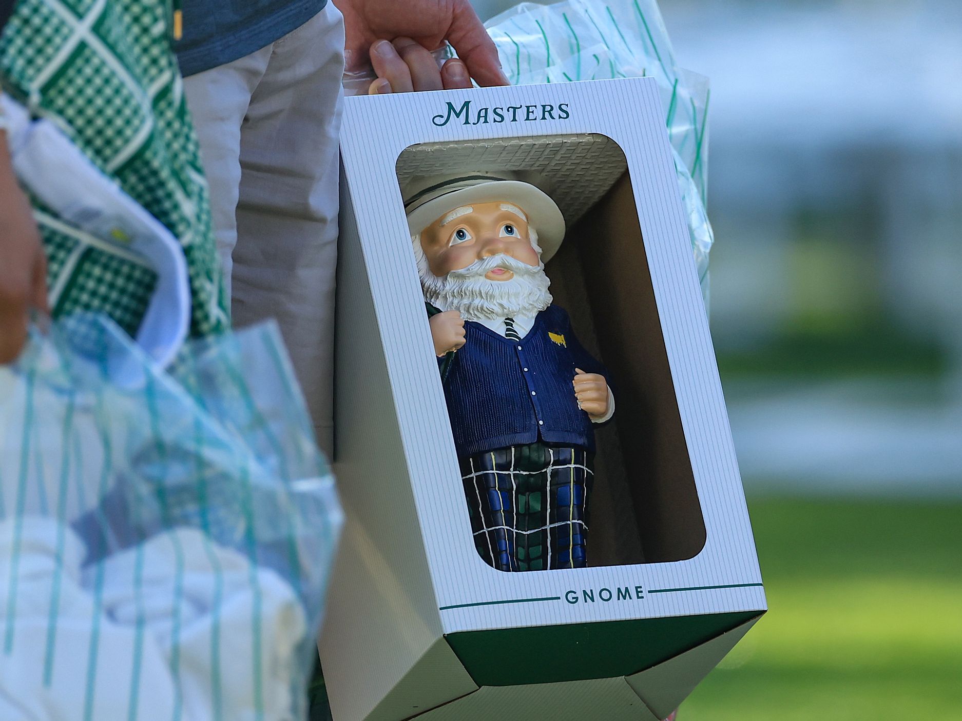 【超貴重】2026年マスターズゴルフ　ガーデンノームGNOME（妖精）(小) The (Final?) Masters Gnome Has Been Revealed For 2026 - And It