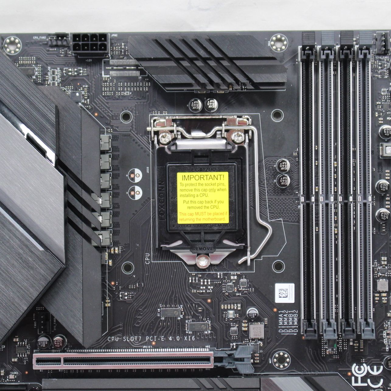 Supermicro SuperO C9 Z590-CGW Review: Server-Grade for Gaming