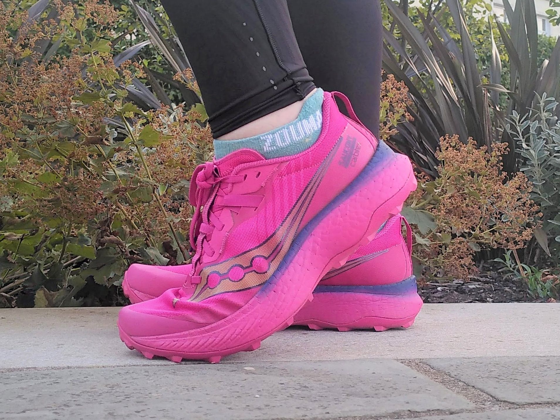 Amazon.com | Saucony Women's Endorphin Edge Trail Running
