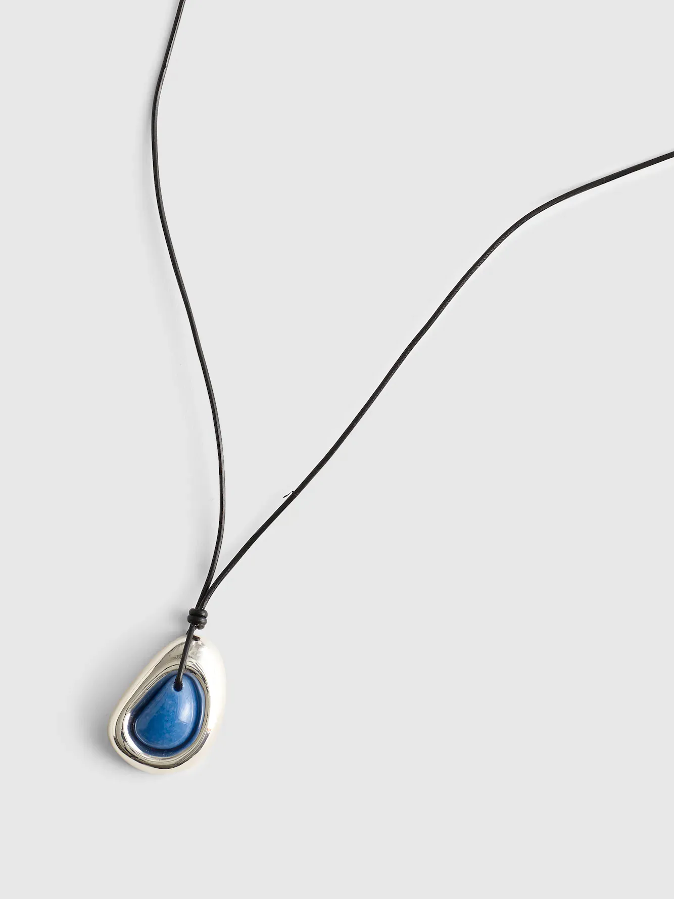 Madewell, Semiprecious Sculptural Pendant Cord Necklace