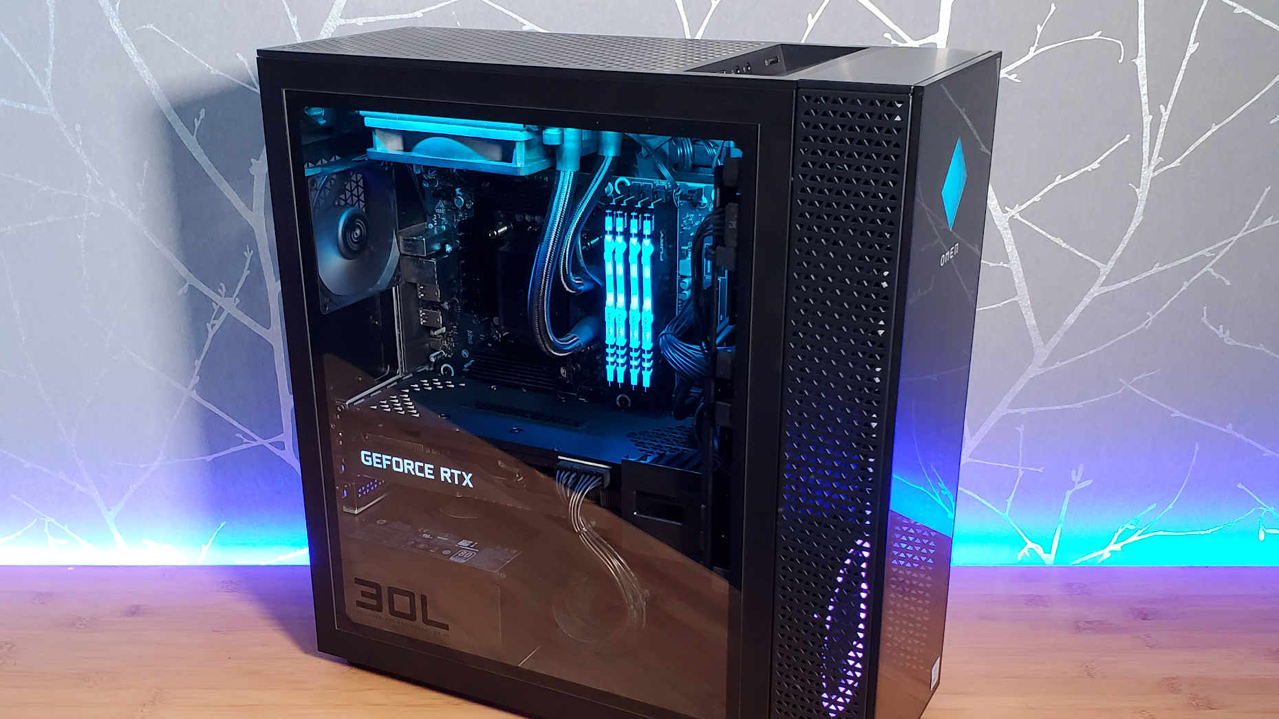 美品 HP OMEN 30L  Core i9 RTX 3090 zvCy7q3cvUbfaRi5eQqFD8.png