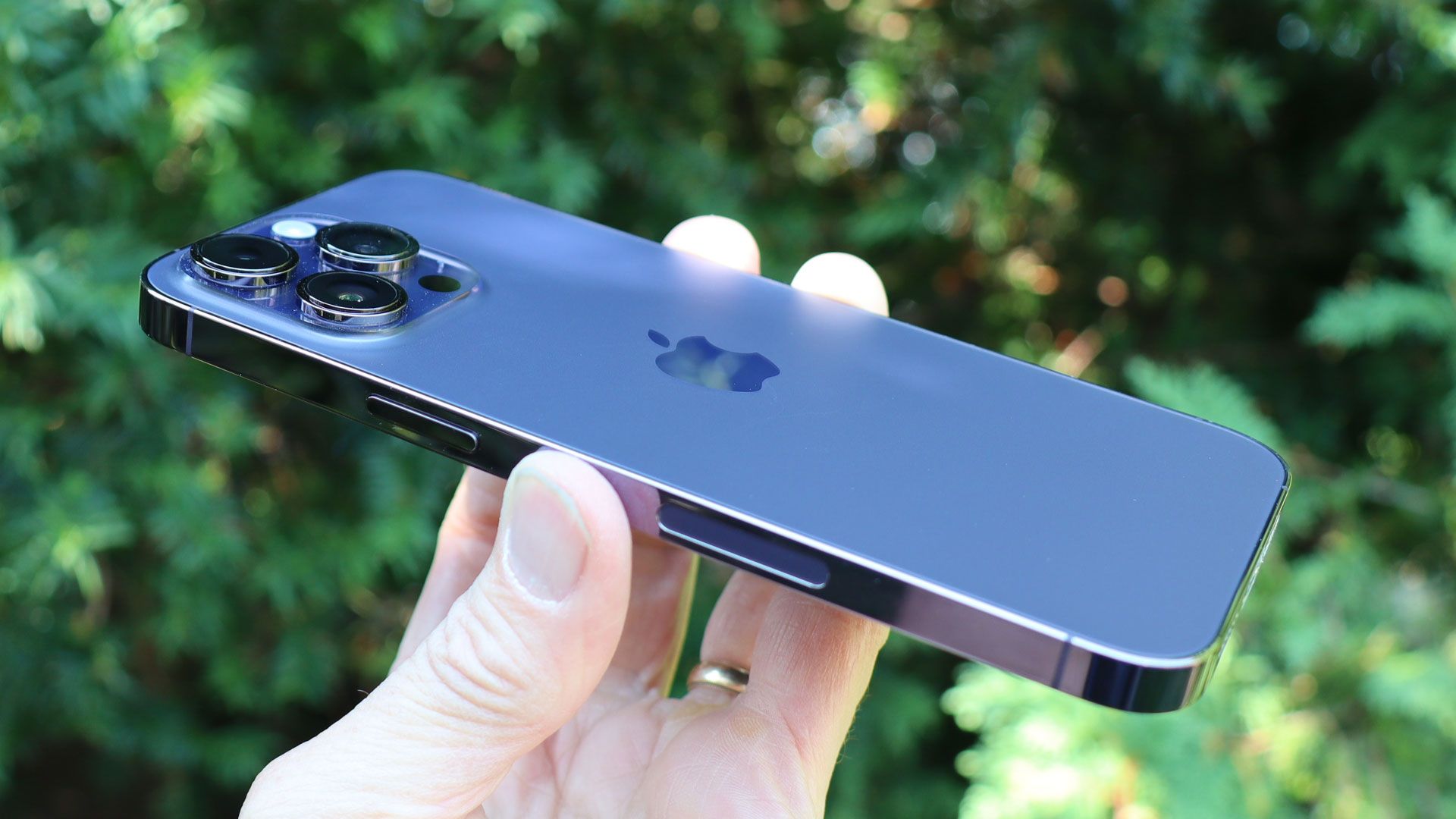 Why does the Deep Purple iPhone 14 Pro make me sad? | TechRadar