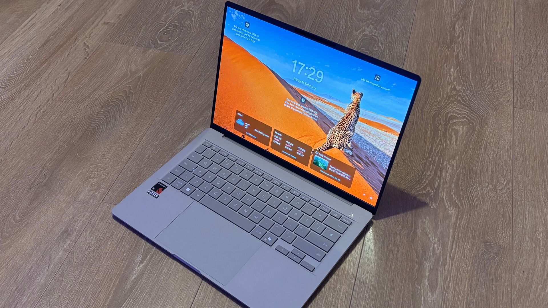 Asus Zenbook A14 review: so light that I forgot it was in my bag 