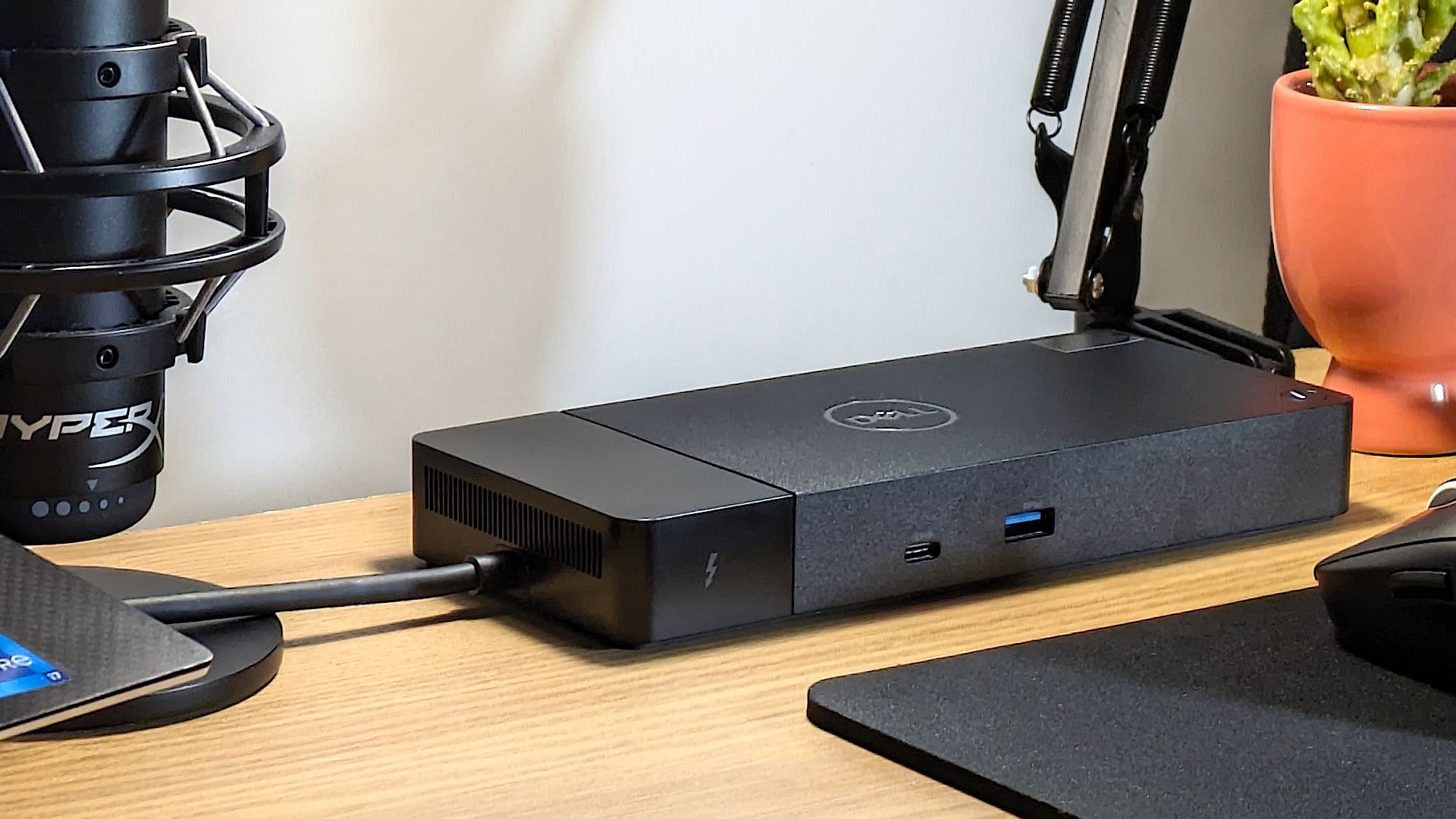 DELL - 【新品未使用未開封品】dell thunderbolt dock 31gzQ9SIuhL.jpg_BO30,255,255,
