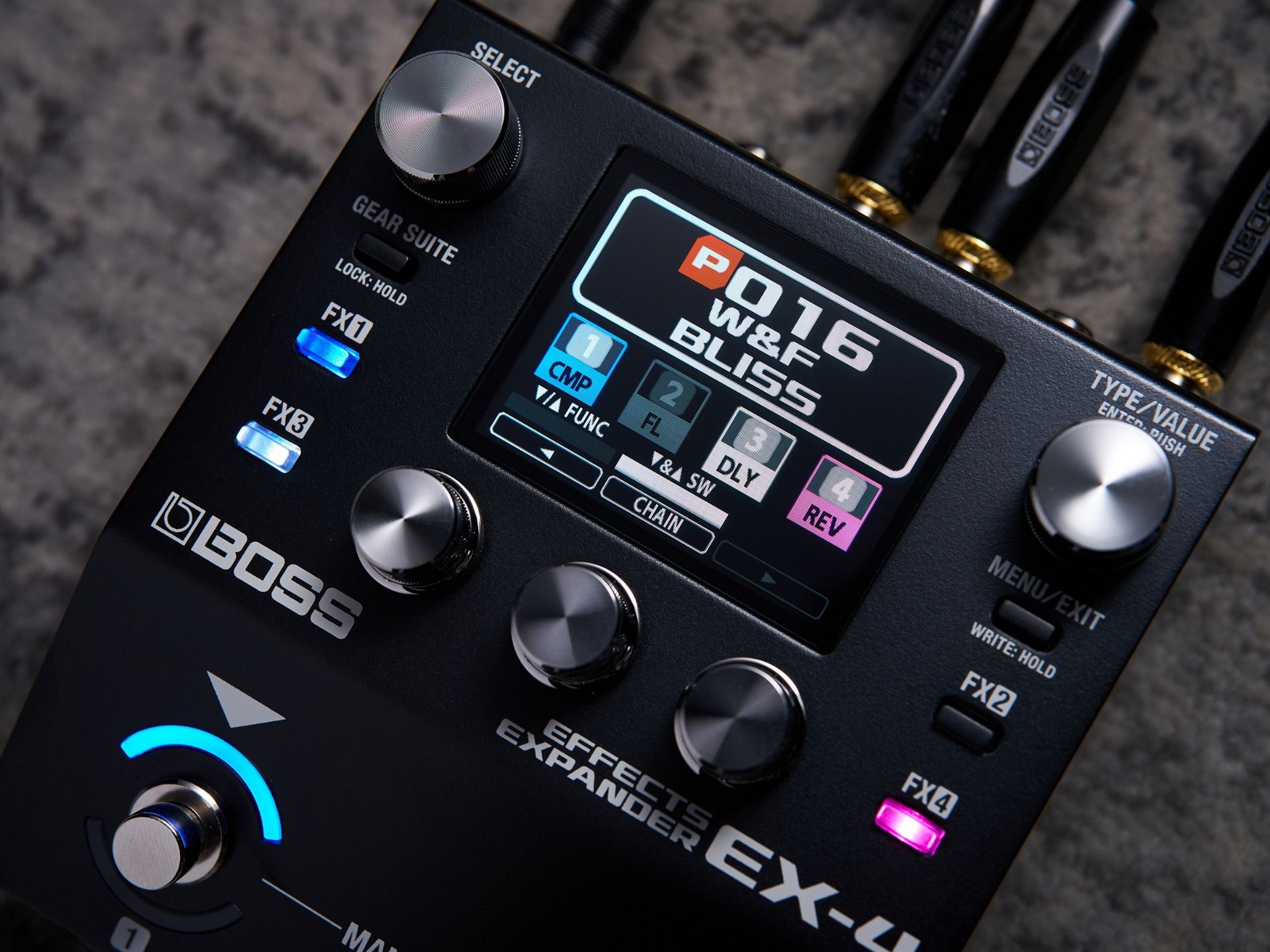 BOSS l core エフェクター Boss debuts EX-4 Effects Expander: the ultimate pedalboard space