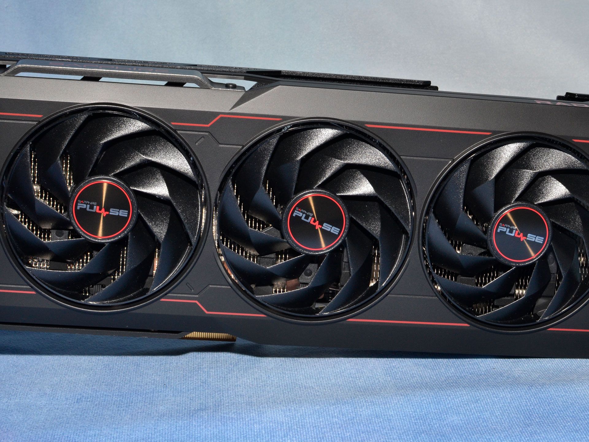 ★みく★　SAPPHIRE PULSE Sapphire RX 7900 XT Pulse Review: Quiet a Performance | Tom's Hardware