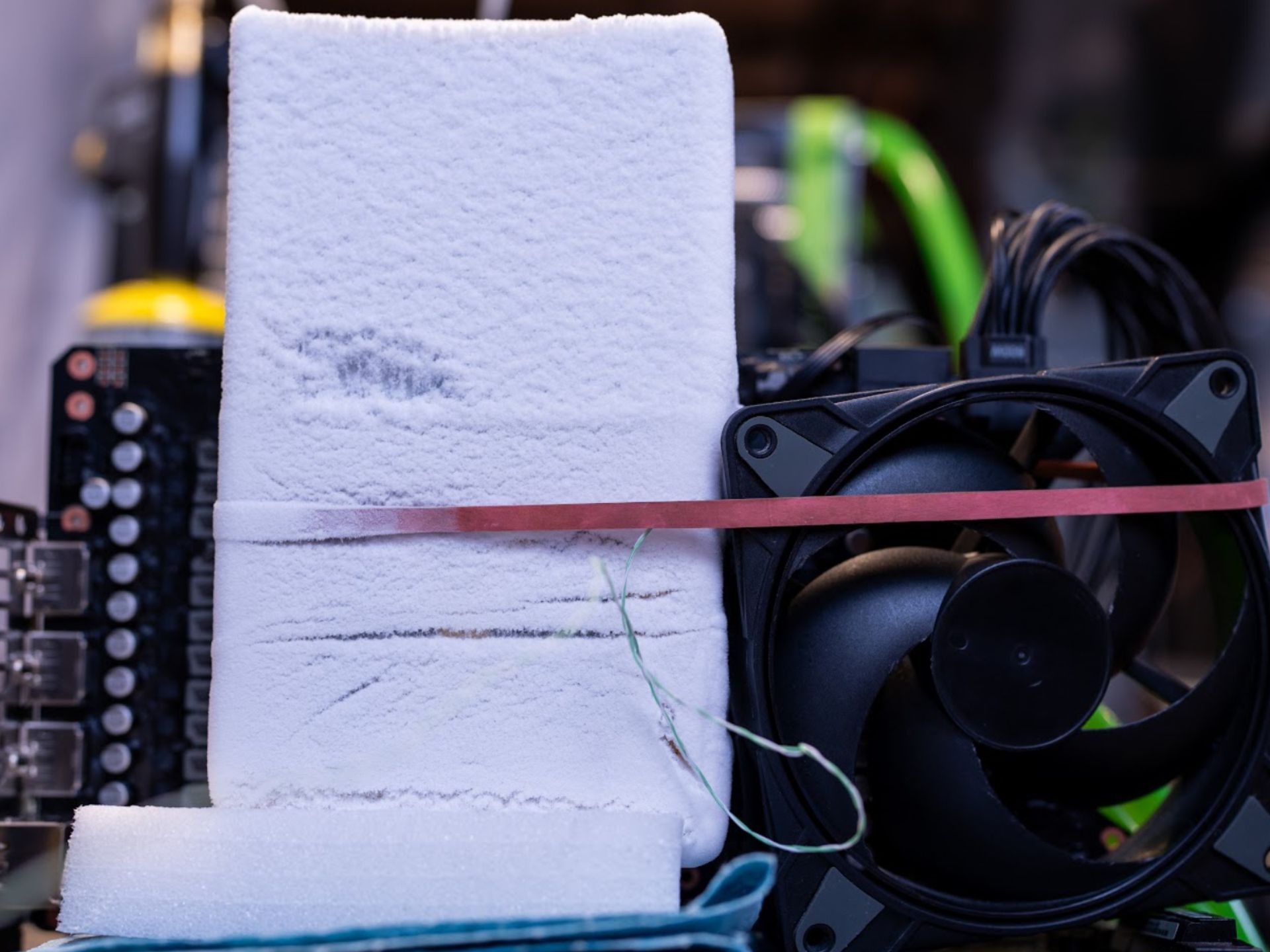 Splave's Cave: Overclocking the Asus RTX 5090 Astral and setting