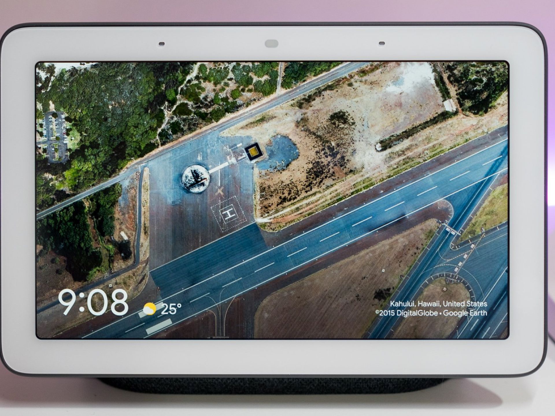 Google's Nest Hub has no clue what time it is, and it's messing