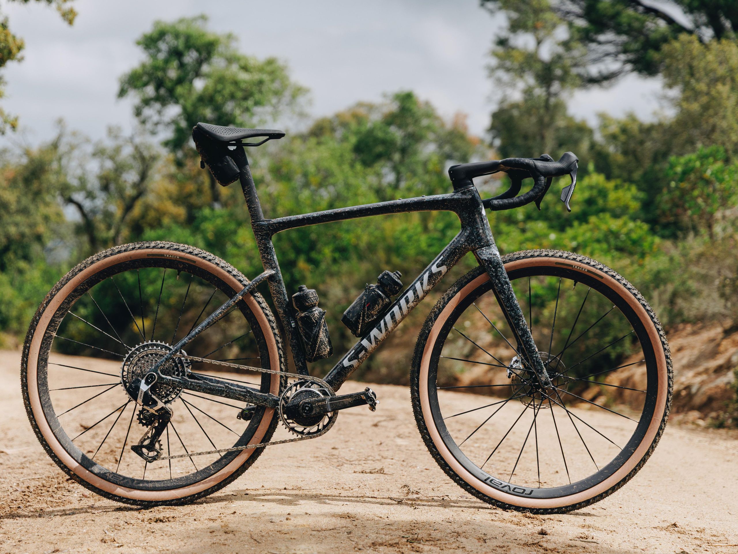 New Specialized Crux goes all in on aero gravel, with a 15-watt