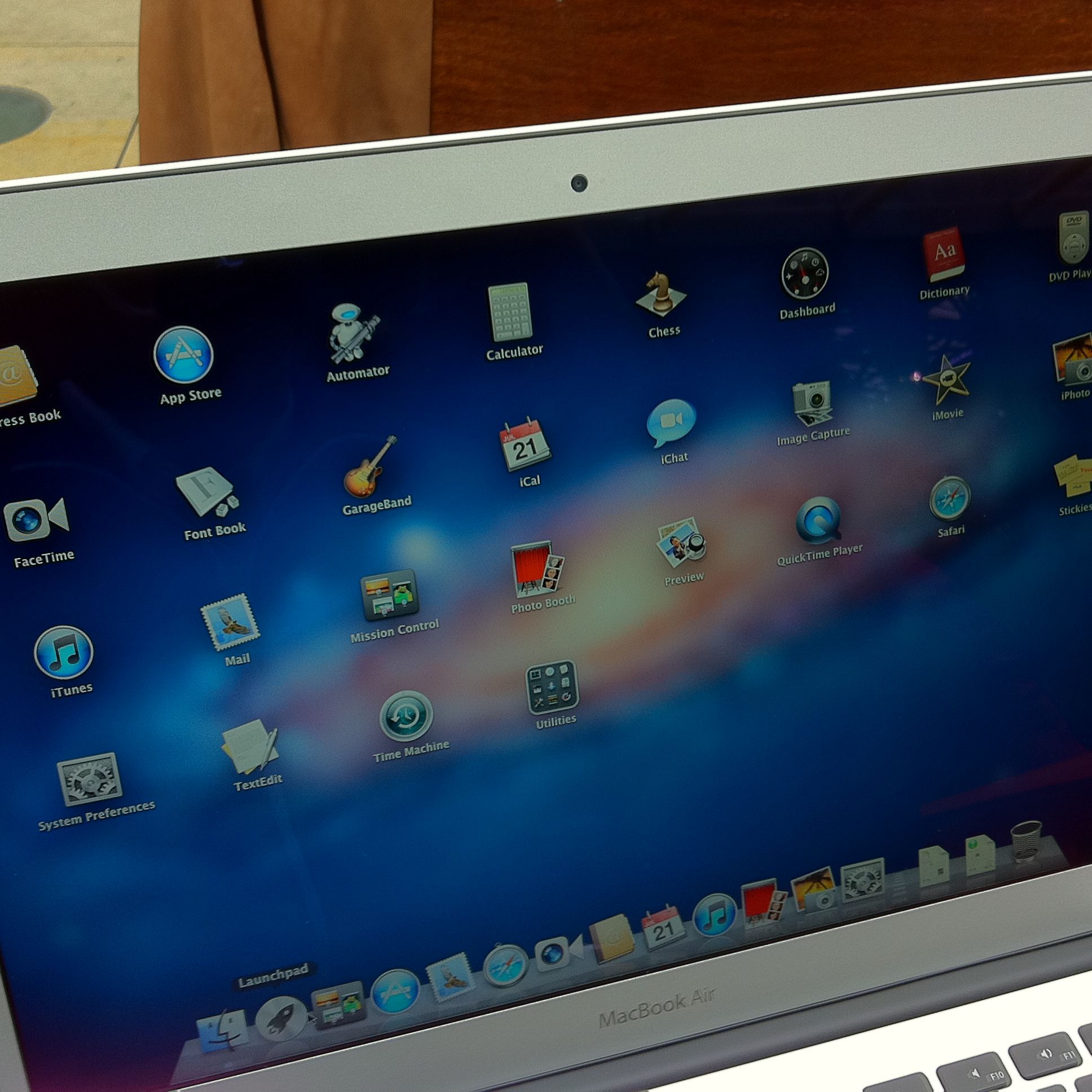Macデスクトップ Mac mini MC815J/A OS: OS X Lion 10.7 Mac OS X Lion is here! | iMore