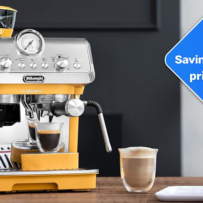 This vibrant De'Longhi coffee machine caught my eye — and now it's
