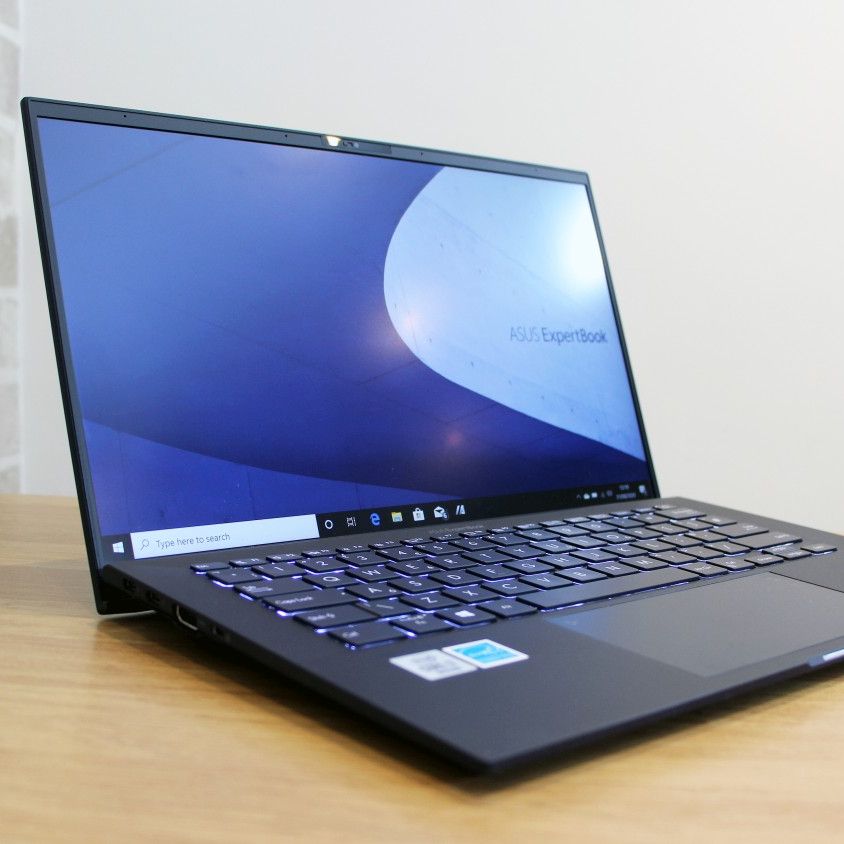 Asus ExpertBook B9450F: Record-breaking battery life in a sub-kilo