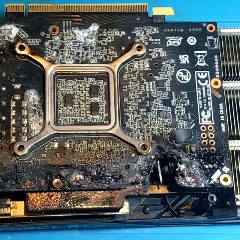 Charred RTX 4070 fell victim to a PSU without protection feature