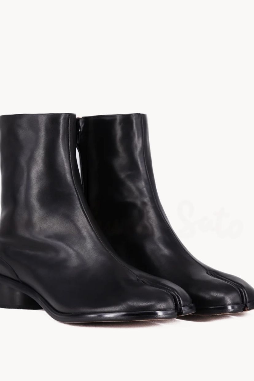 WoodchuckSato Black Cow Leather Tabi Ankle Boots with 3 cm Heel