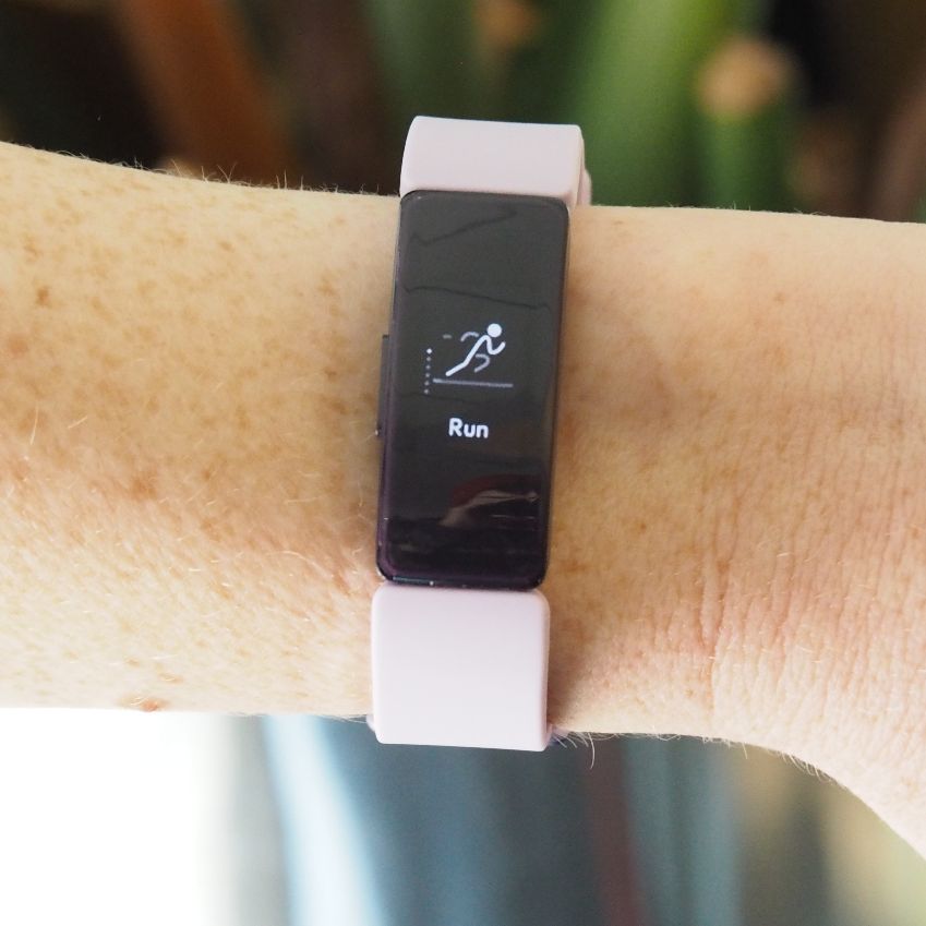 Fitbit Inspire HR Review: The Best Budget Fitness Band for Newbies