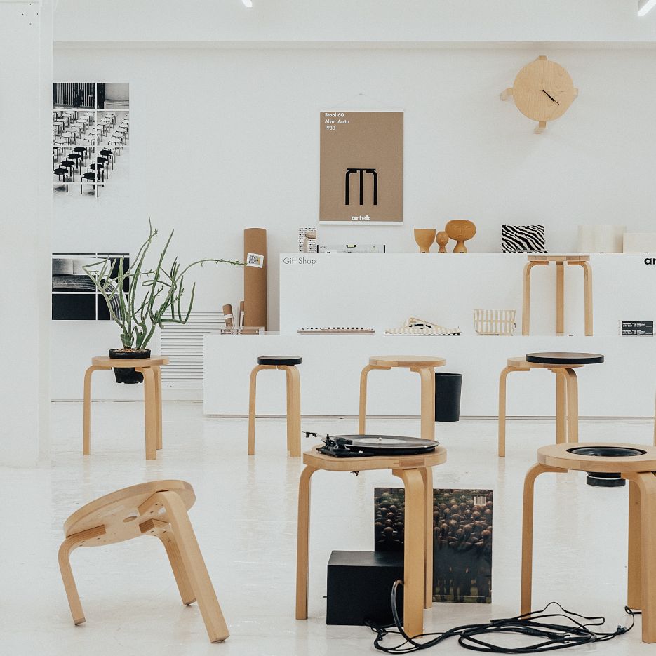 スツール IDEE High stool 受注生産品】NOTRE HIGH STOOL｜スツール｜IDEE SHOP Online