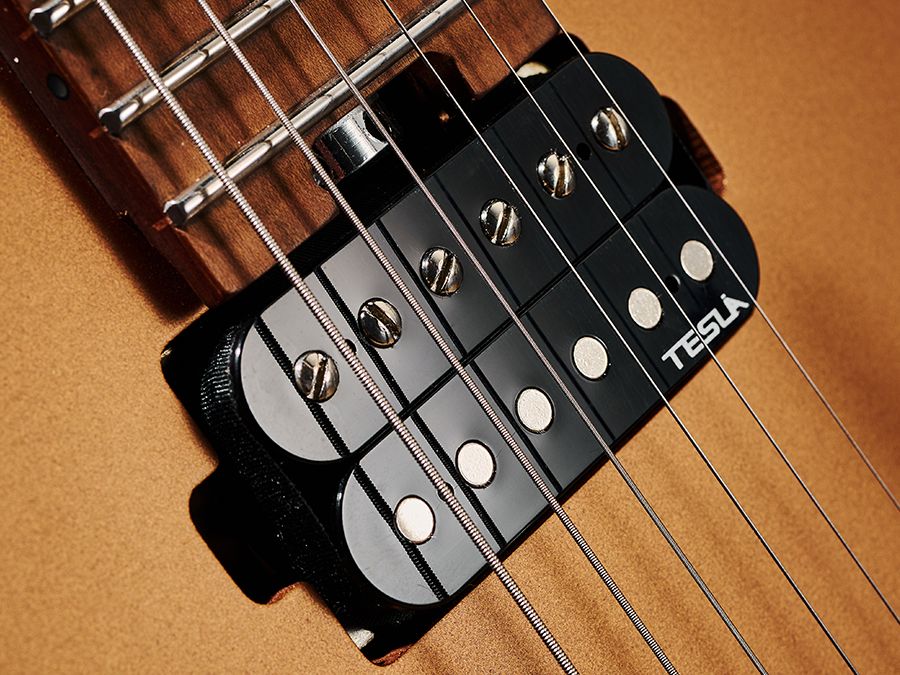 Harley benton FusionⅢ 再出品 Harley Benton Fusion-III EMG HT Roasted: Price, Specs and