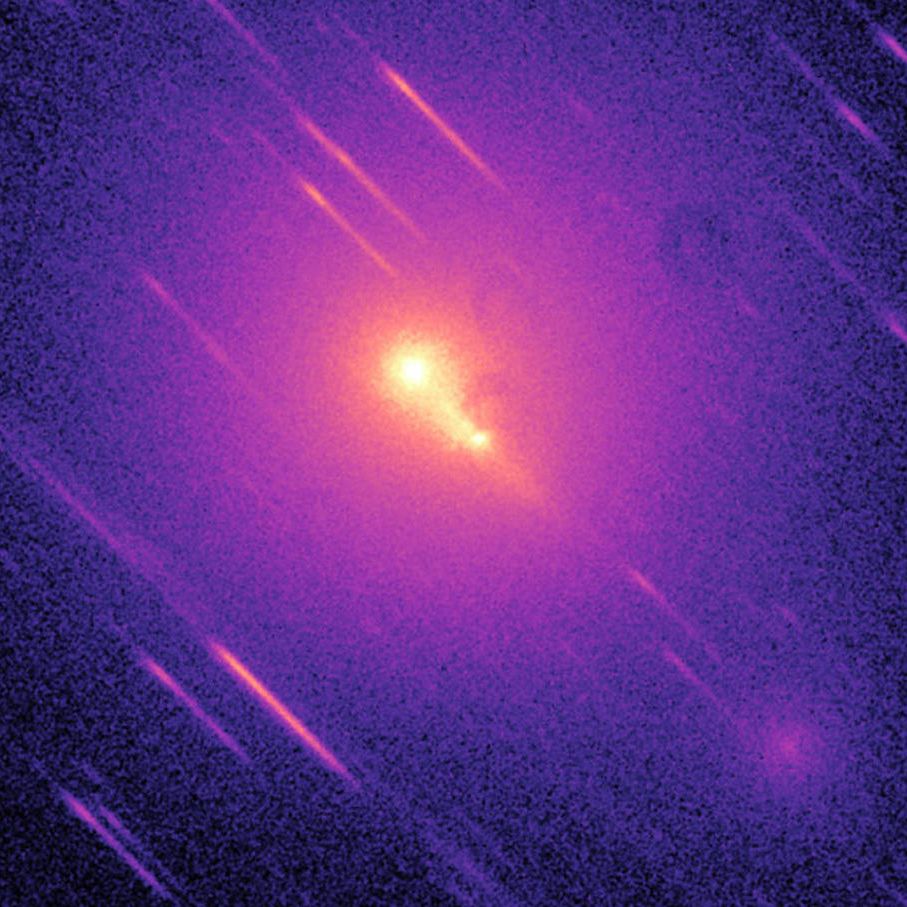 Gigantic 'alien' comet spotted heading straight for the sun