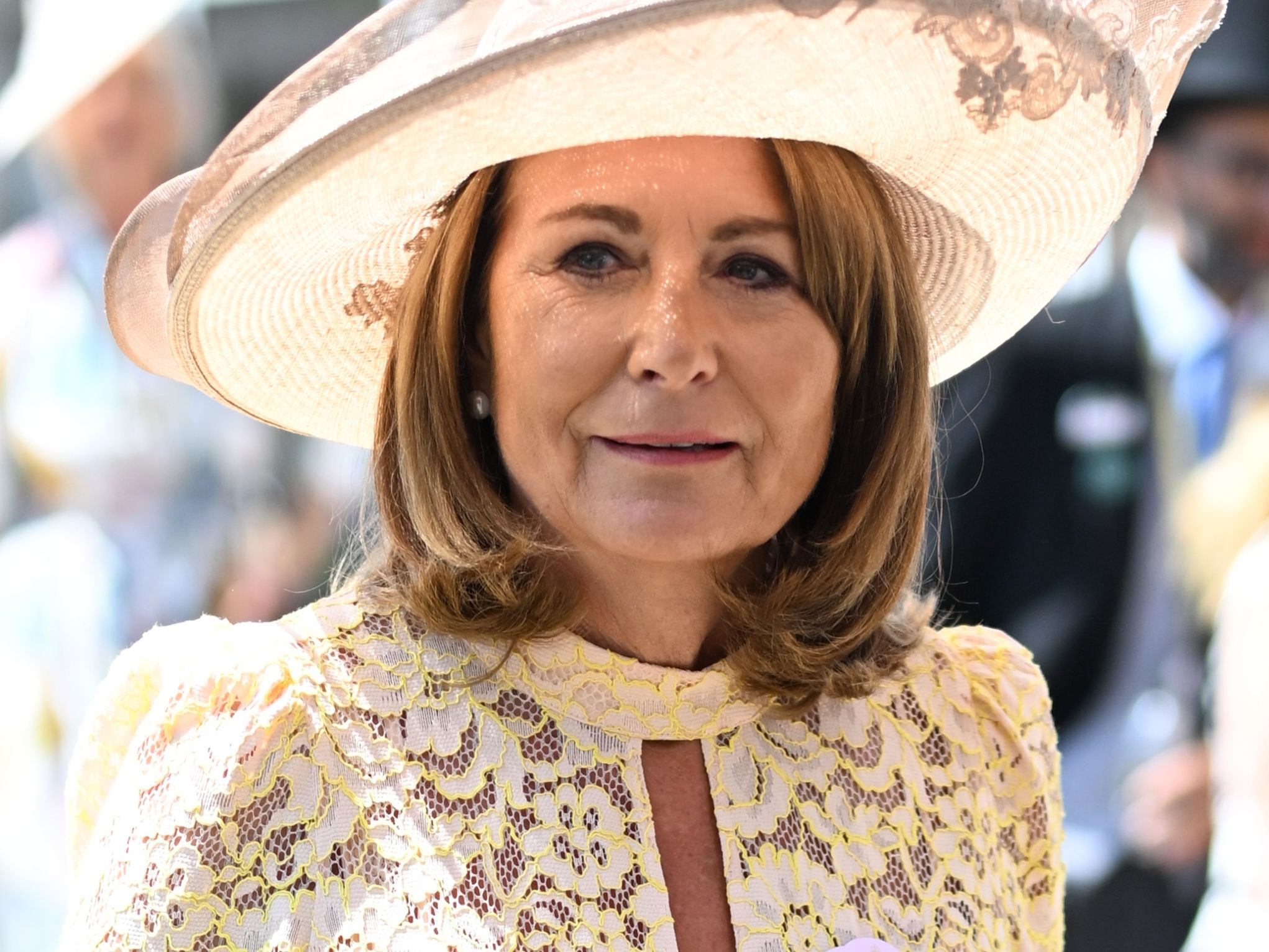 Carole Middleton's take on butter yellow with lace ME+EM dress | Woman &  Home
